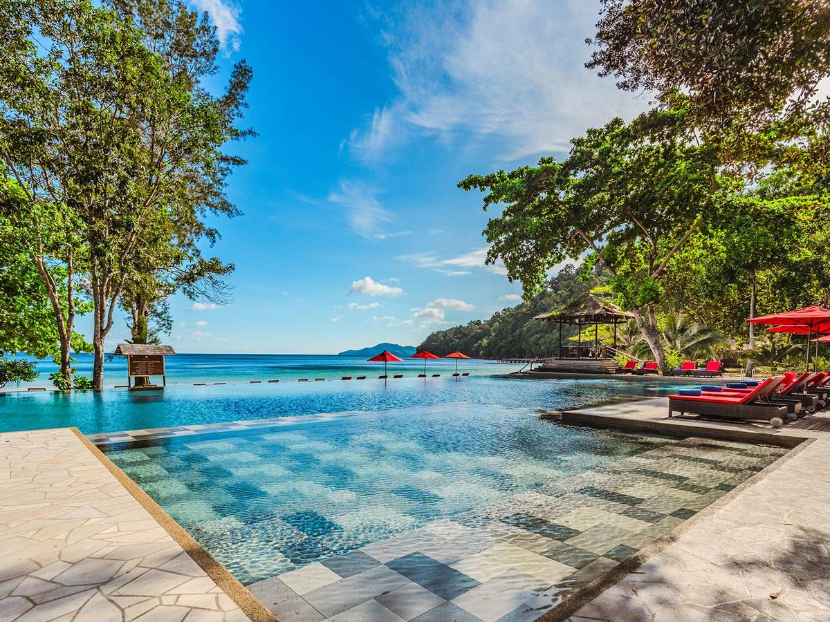 The pool at Bunga Raya Island Resort & Spa