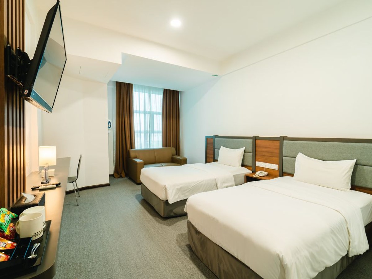 A room at Eminent Hotel