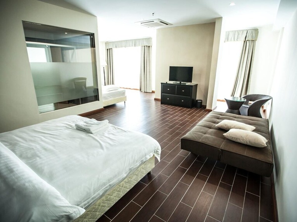 A room at Platinum Hotel