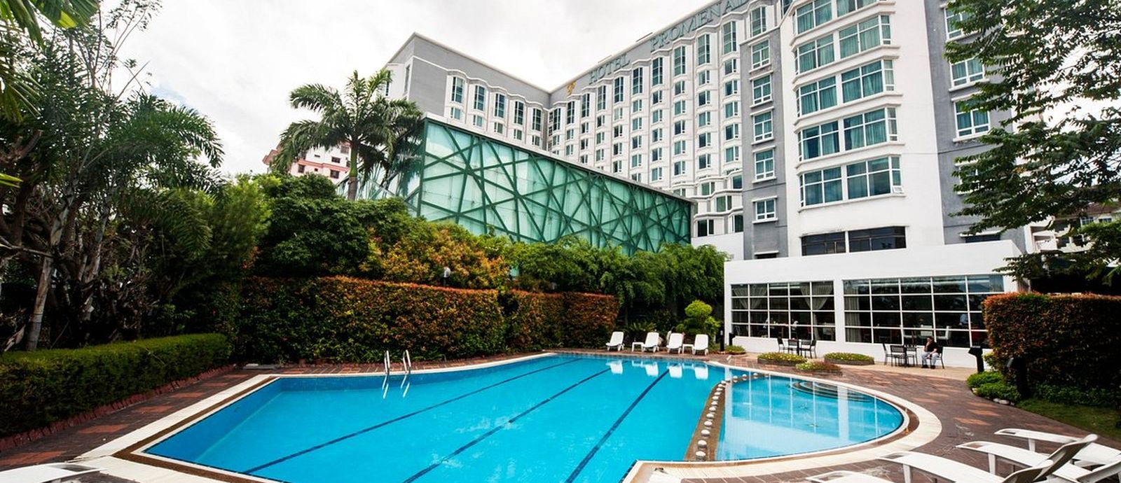 Kota Kinabalu Hotels with a Pool, Kota Kinabalu